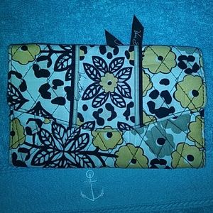 Vera Bradley large Wallet